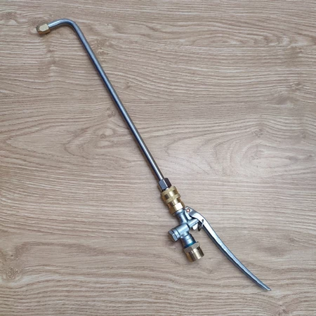 Cần xịt tay bóp cong 90 độ, dài 30cm, chân ren 22mm