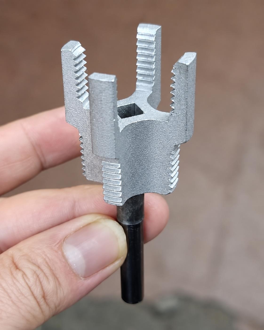 Dụng cụ taro ren trong ren ngoài ống nhựa PVC 27mm Wetools WT-20527
