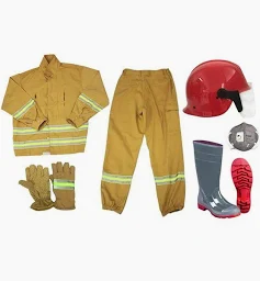 Trang phục PCCC (TT48), gồm: Nón, khẩu trang, quần áo, găng tay, ủng (có tem kiểm định), đáp ứng phụ lục II Nghị định số 136/2020/NĐ-CP