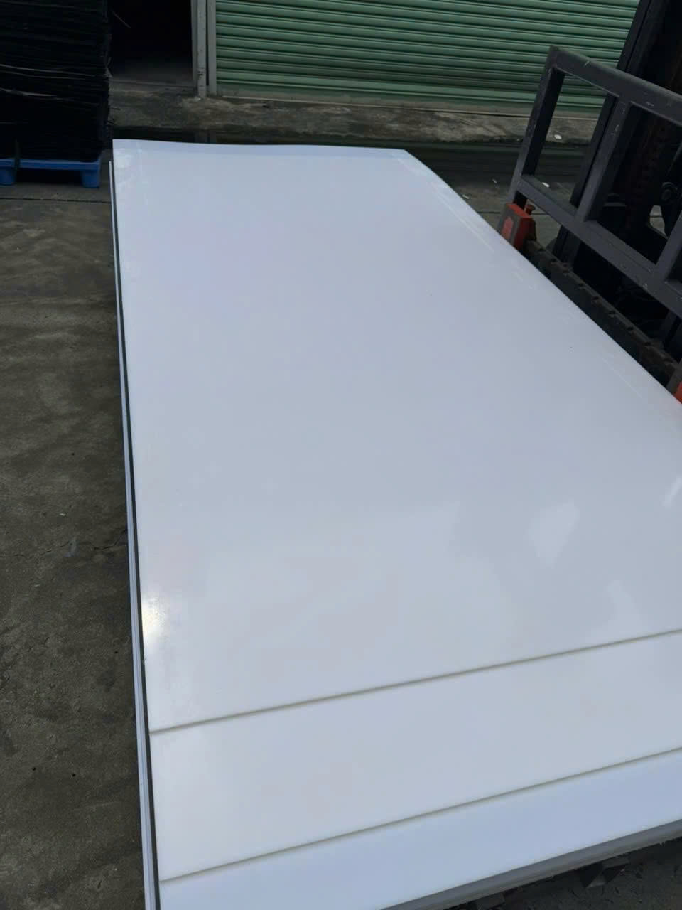 Tấm nhựa HDPE 1220*2440*5mm nguyên sinh