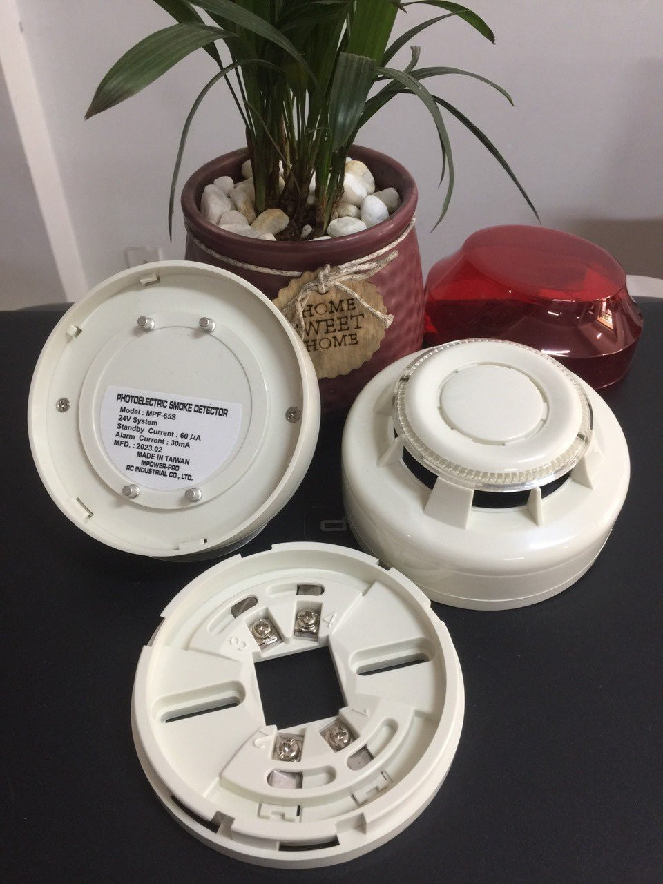 Đầu báo khói MBF-65S, nguồn điện 24V, không tem kiểm định