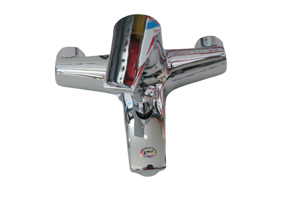 Vòi củ sen nóng lạnh Inax JIS-B2061 703i, chân đồng bền chắc